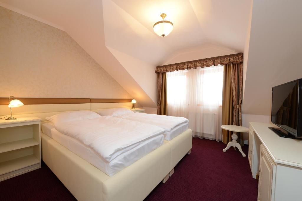 Hotel Gold Chotoviny Bilik gambar