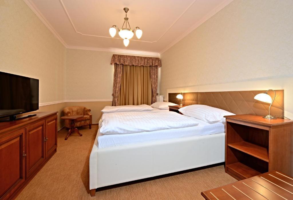 Hotel Gold Chotoviny Bilik gambar