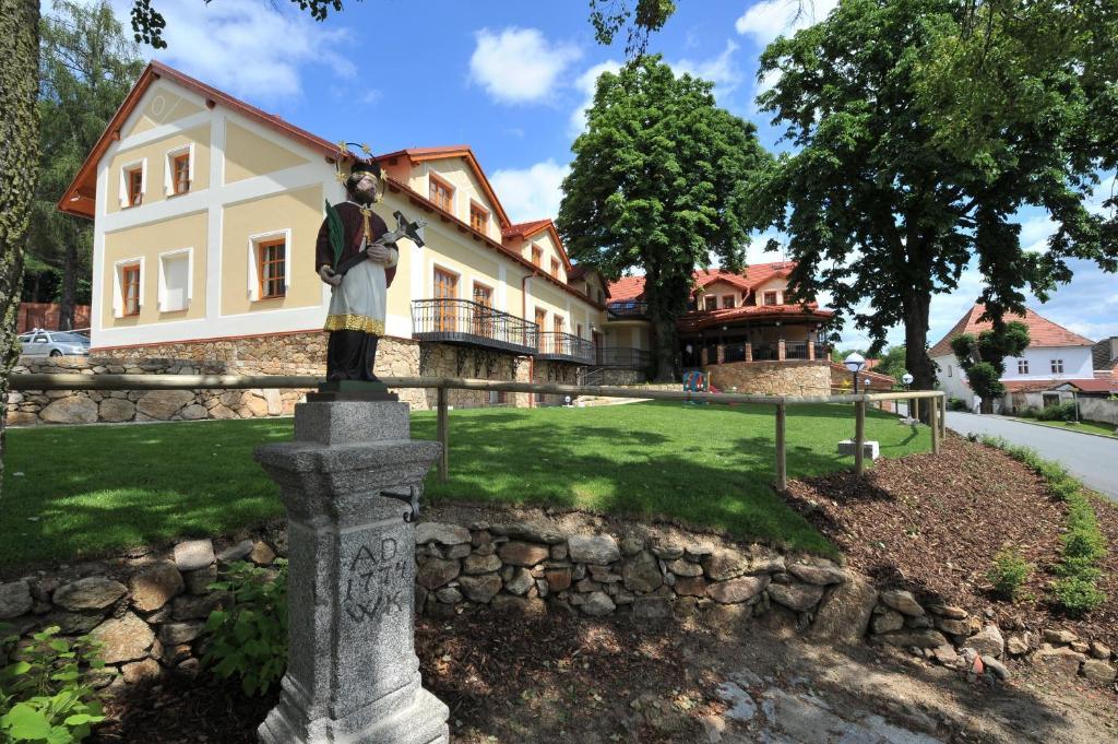 Hotel Gold Chotoviny Luaran gambar